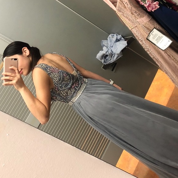 Formal/Prom Dress size 0 - Picture 3 of 3